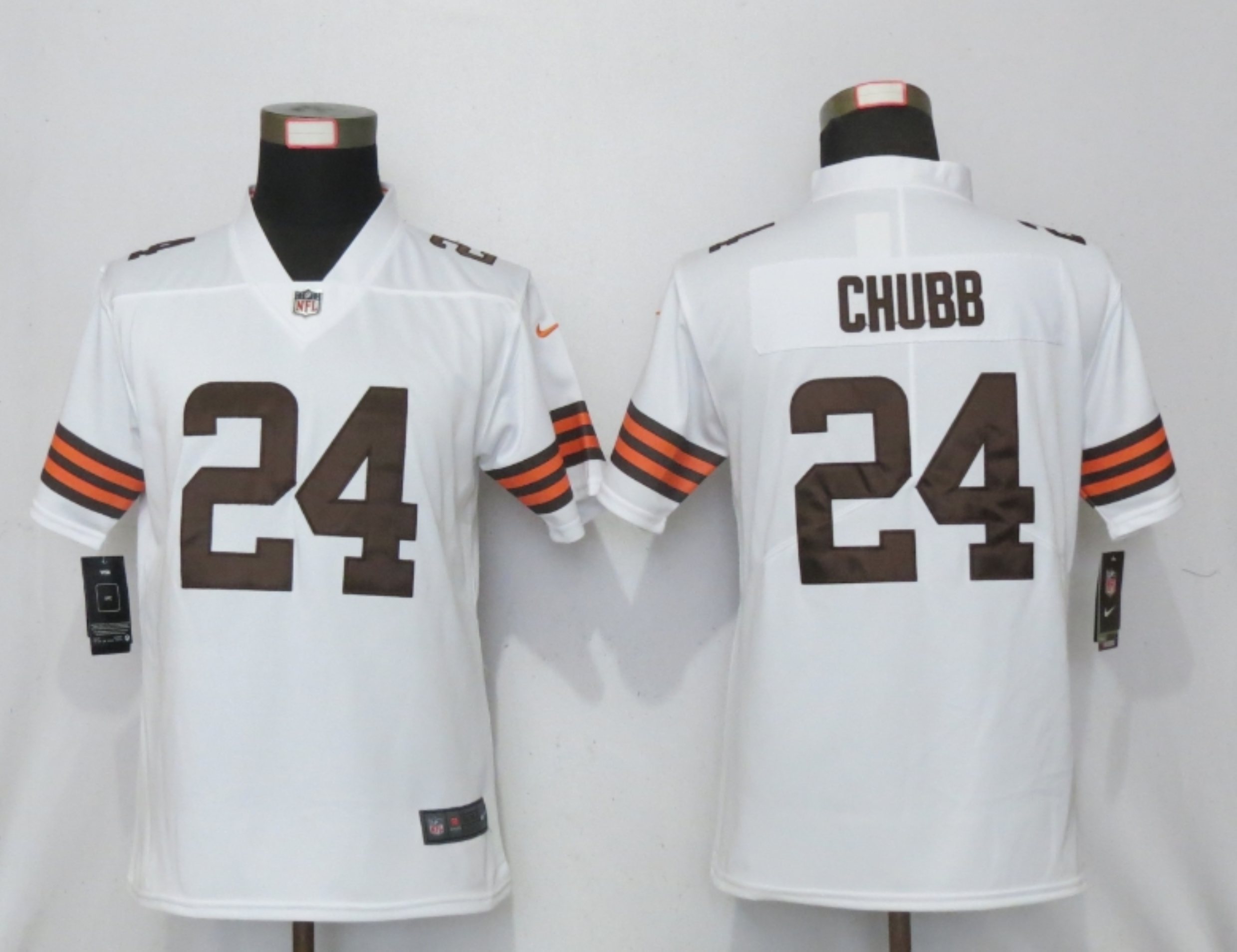 Women New Nike Cleveland Browns #24 Chubb White Vapor Elite Playe->women nfl jersey->Women Jersey